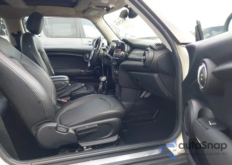 2015 Mini Hardtop Cooper из США, поврежденный, VIN WMWXM5C57F3A04366